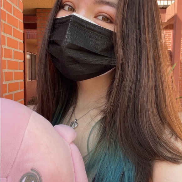 Meet your Posher, Kate - Picture 4 of 4